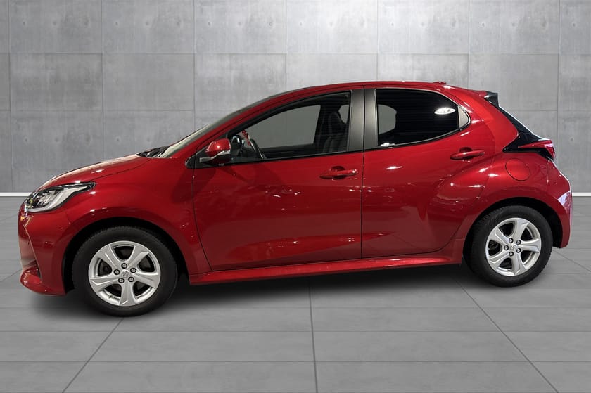 Bilde 2 av Toyota Yaris Hybrid 130