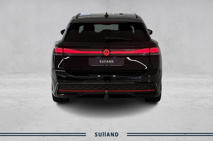 Bilde 4 av Volkswagen ID.7 GTX Tourer
