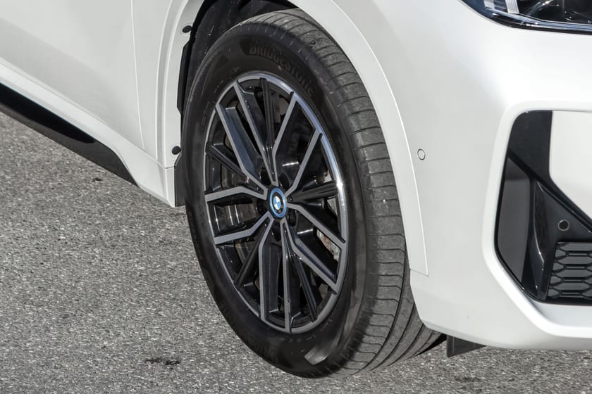 Bilde 3 av BMW iX1 xDrive30