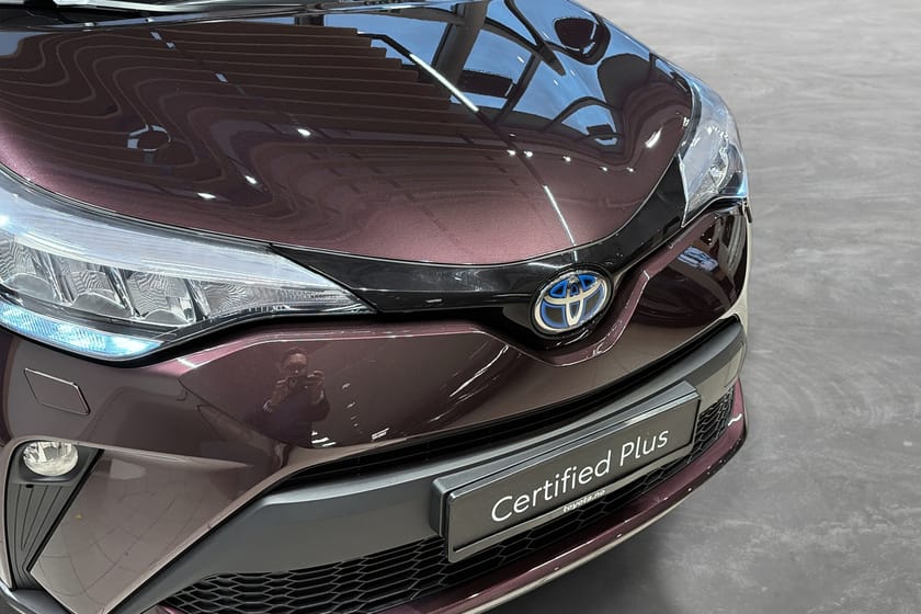 Bilde 3 av Toyota C-HR Hybrid
