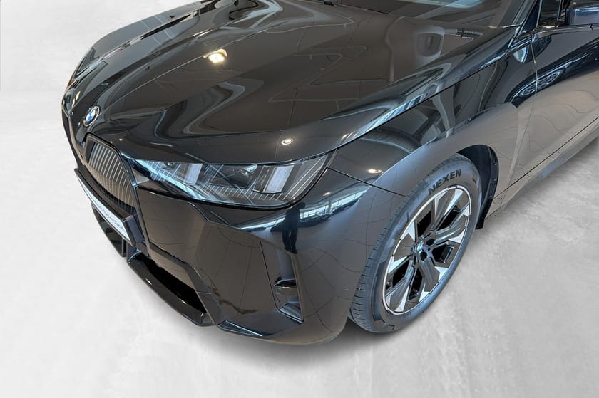 Bilde 2 av BMW iX xDrive60