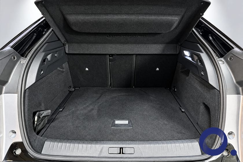 Bilde 5 av Peugeot E-3008 Dual Motor