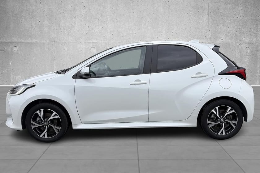 Bilde 2 av Toyota Yaris Hybrid 115
