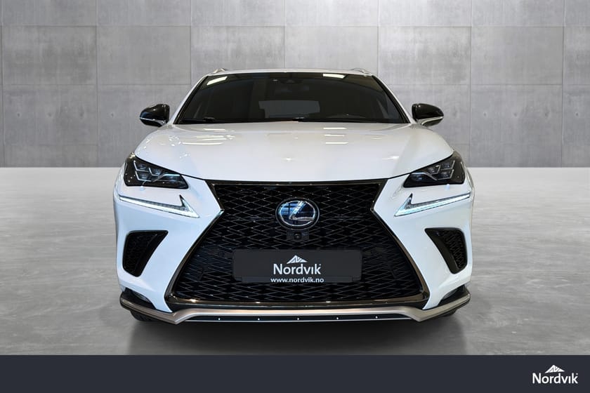 Bilde 2 av Lexus NX 300h AWD