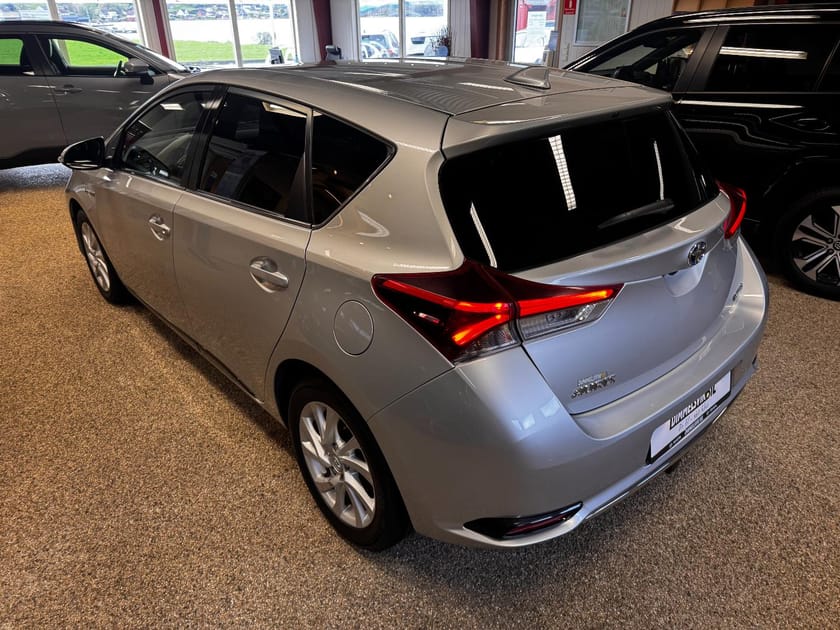 Bilde 3 av Toyota Auris Hybrid