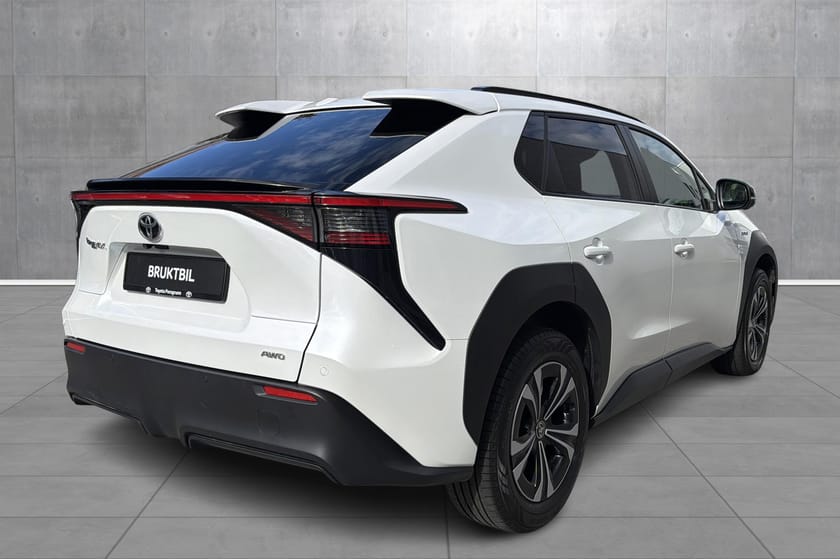 Bilde 5 av Toyota bZ4X