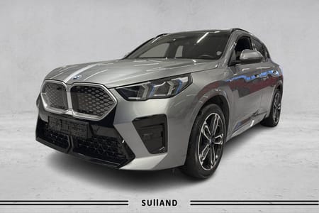 BMW iX2 xDrive30