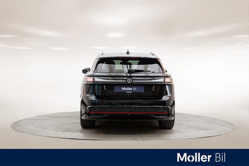 Bilde 4 av Volkswagen ID.7 GTX Tourer