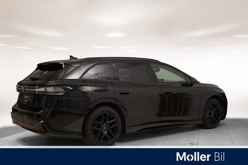 Bilde 2 av Volkswagen ID.7 GTX Tourer