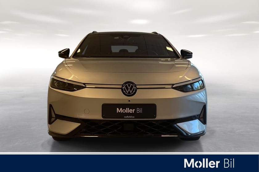 Bilde 2 av Volkswagen ID.7 GTX Tourer