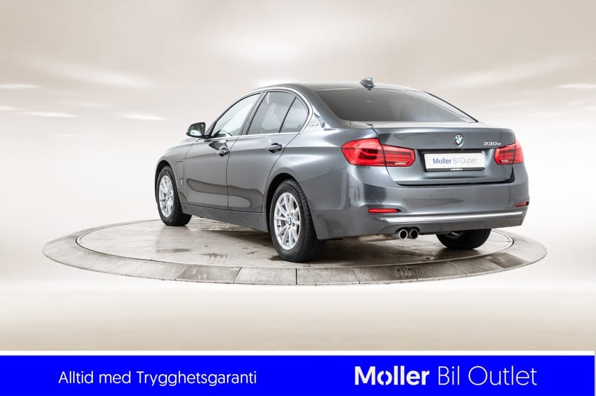 Bilde 3 av BMW 330e Sedan