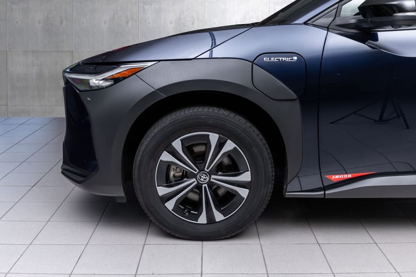Bilde 2 av Toyota bZ4X