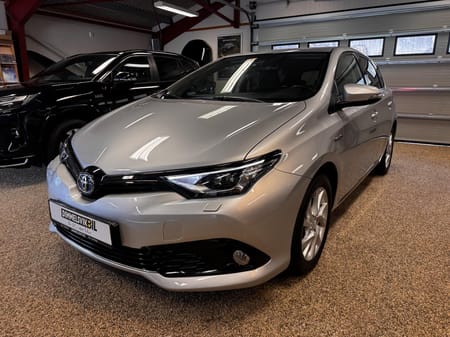 Toyota Auris Hybrid