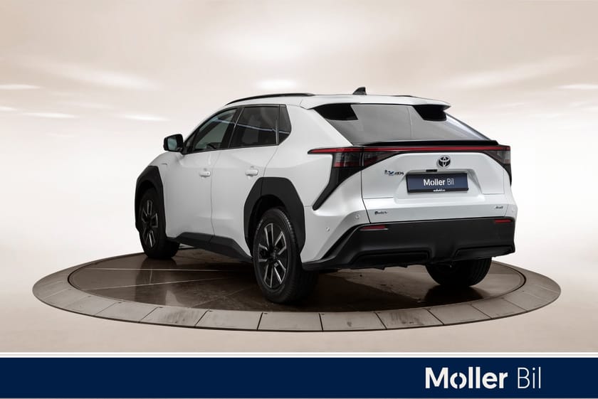 Bilde 3 av Toyota bZ4X