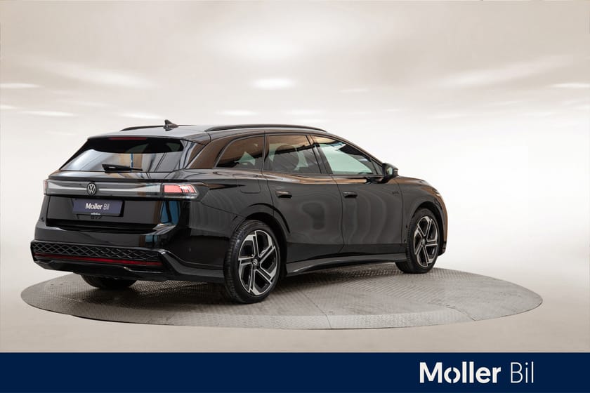 Bilde 5 av Volkswagen ID.7 GTX Tourer