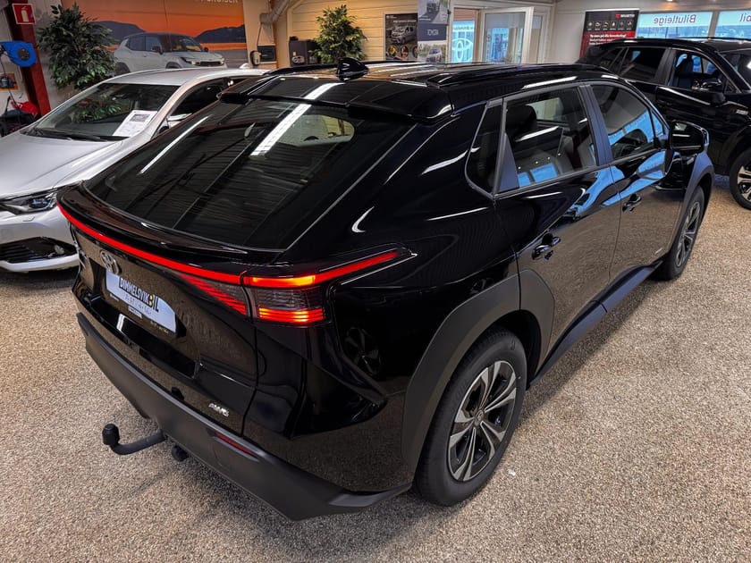 Bilde 5 av Toyota bZ4X