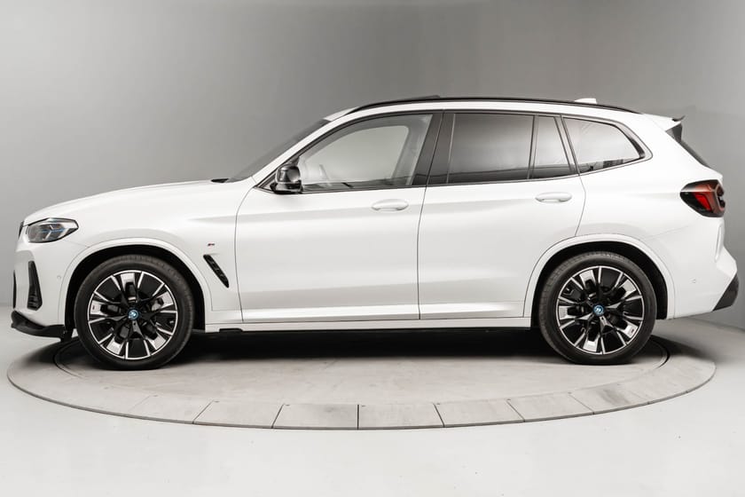 Bilde 2 av BMW iX3