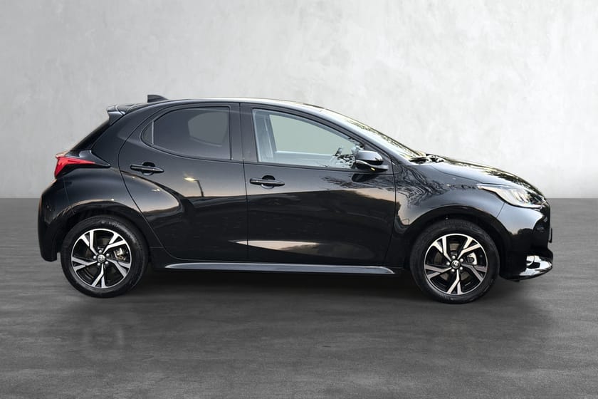 Bilde 4 av Toyota Yaris Hybrid 115