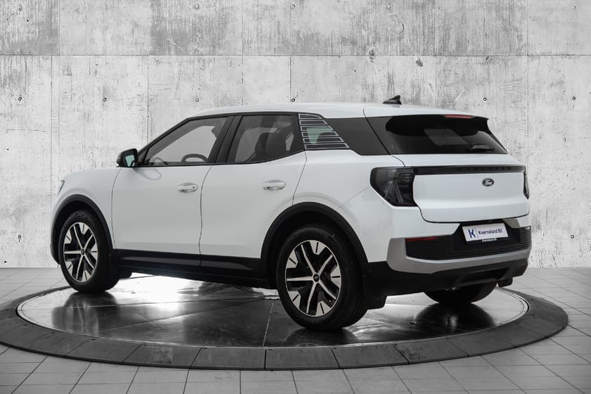 Bilde 3 av Ford Explorer EV Extended Range AWD