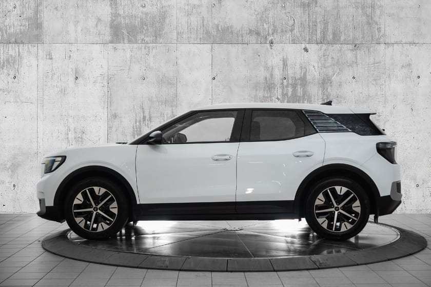 Bilde 2 av Ford Explorer EV Extended Range AWD