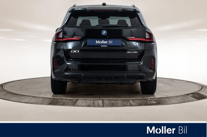 Bilde 4 av BMW iX1 xDrive30