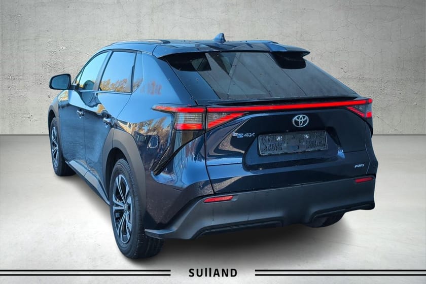 Bilde 3 av Toyota bZ4X