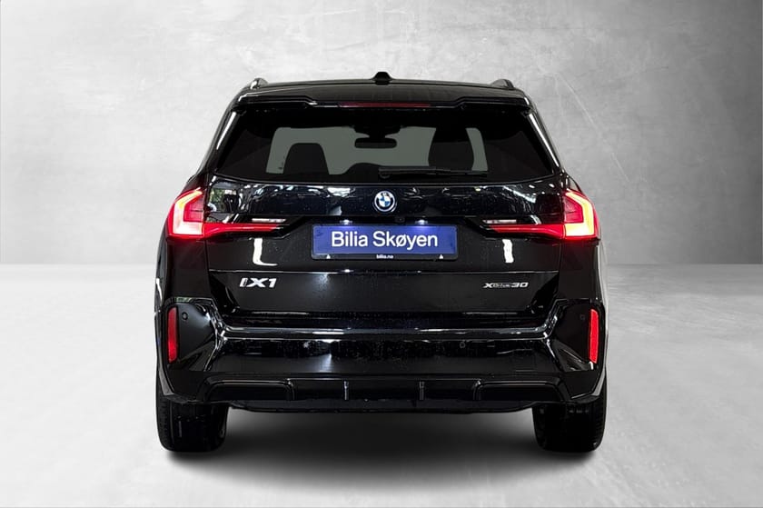 Bilde 3 av BMW iX1 xDrive30