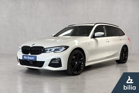 BMW 330e xDrive Touring