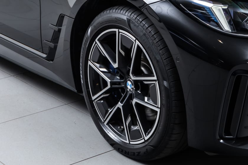 Bilde 3 av BMW i4 M60 xDrive Gran Coupé