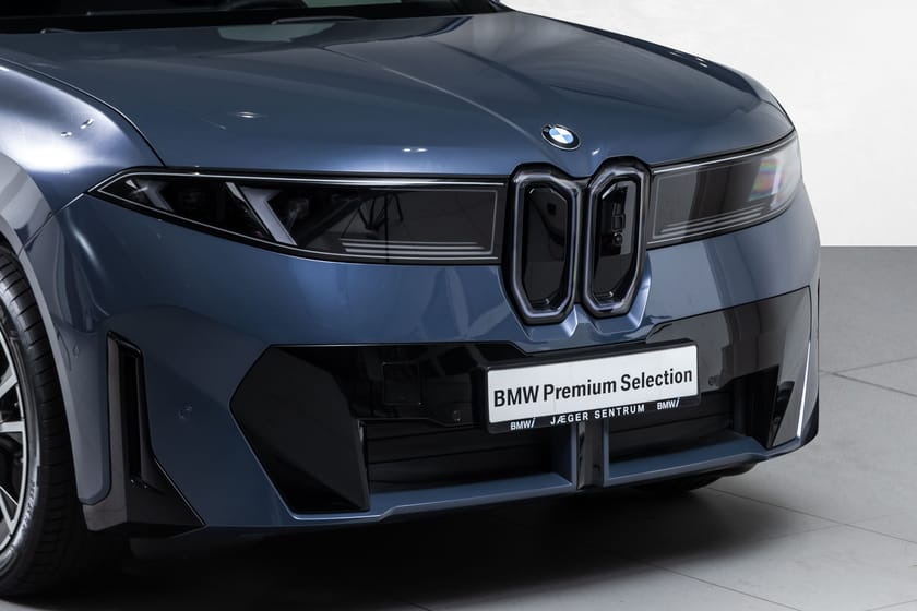 Bilde 2 av BMW iX3 50 xDrive