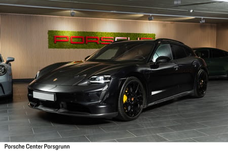 Porsche Taycan Turbo S Cross Turismo