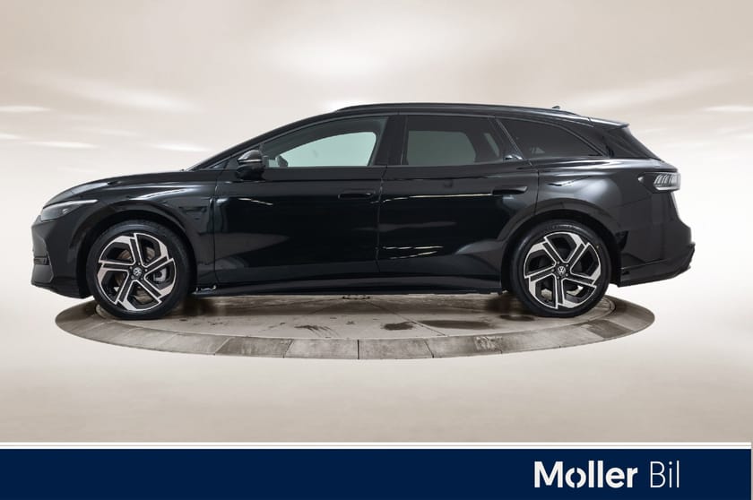 Bilde 2 av Volkswagen ID.7 GTX Tourer
