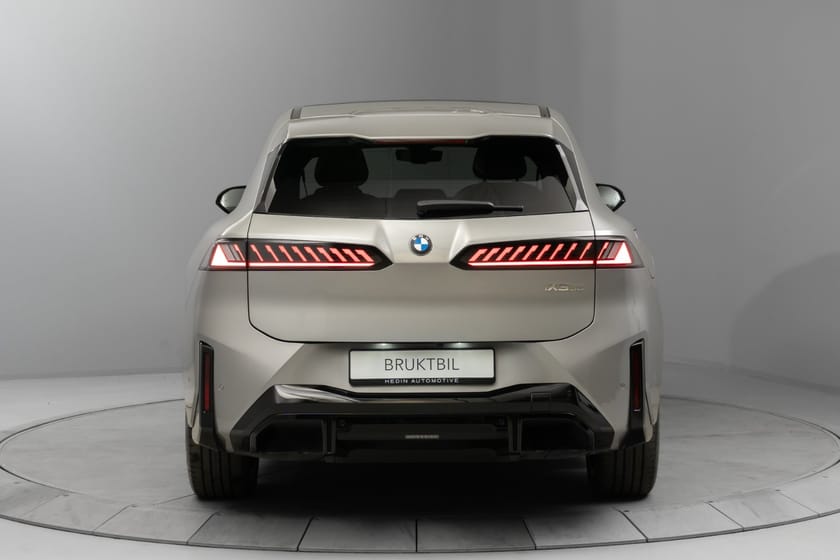 Bilde 4 av BMW iX3 50 xDrive