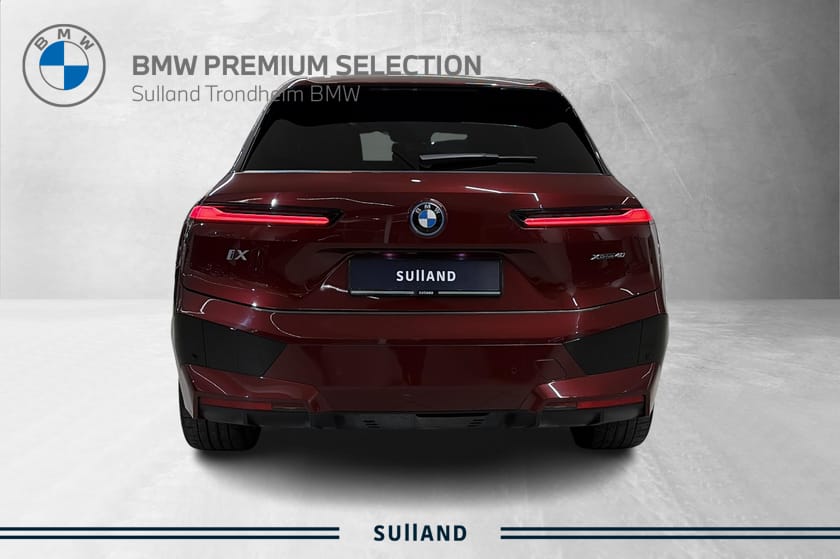 Bilde 4 av BMW iX xDrive40
