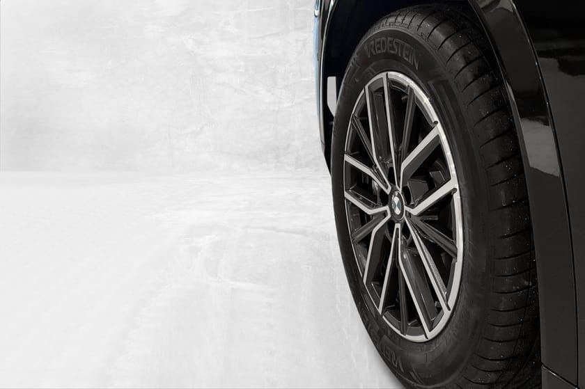 Bilde 2 av BMW iX1 xDrive30