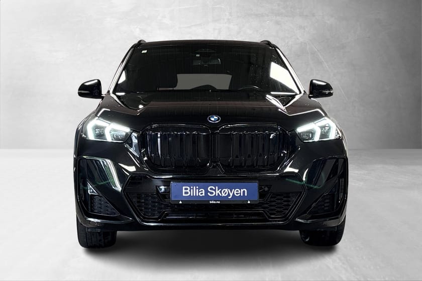 Bilde 2 av BMW iX1 xDrive30
