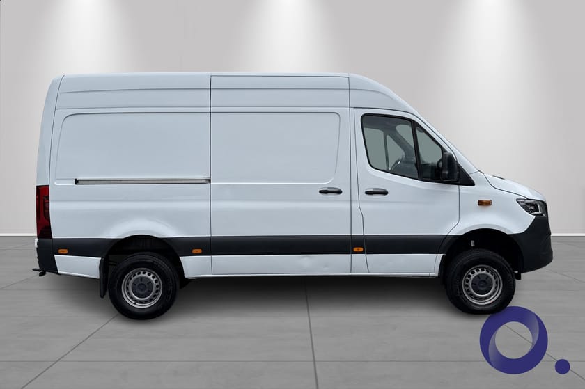 Bilde 4 av Mercedes-Benz Sprinter 319 CDI 4x4 Panel Van