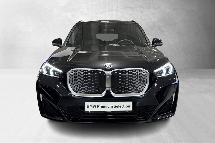Bilde 2 av BMW iX1 xDrive30