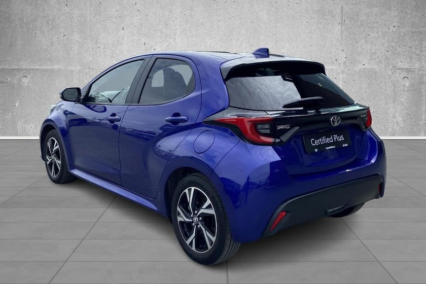 Bilde 2 av Toyota Yaris Hybrid 115