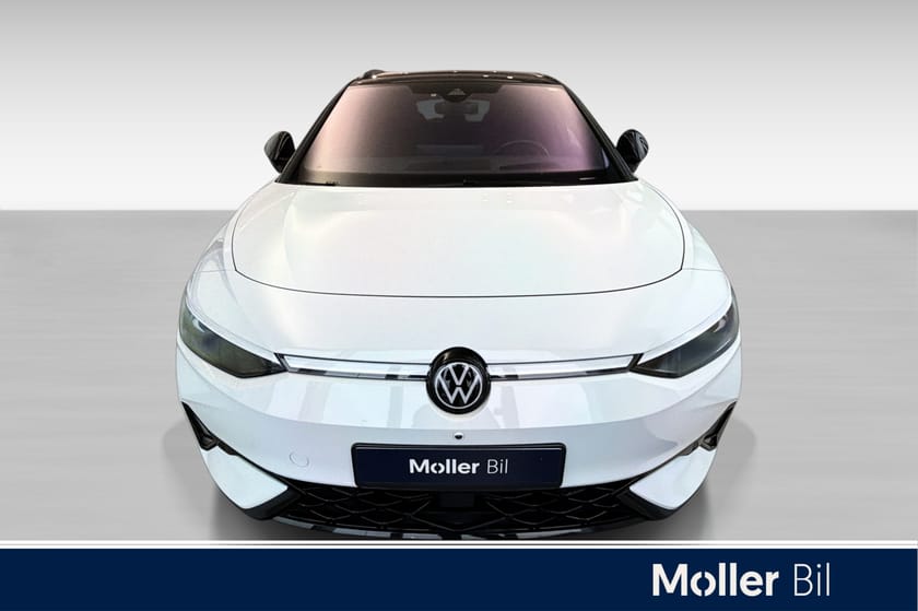 Bilde 2 av Volkswagen ID.7 GTX Tourer
