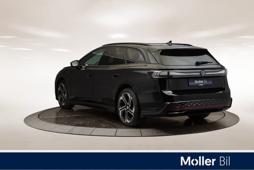 Bilde 3 av Volkswagen ID.7 GTX Tourer