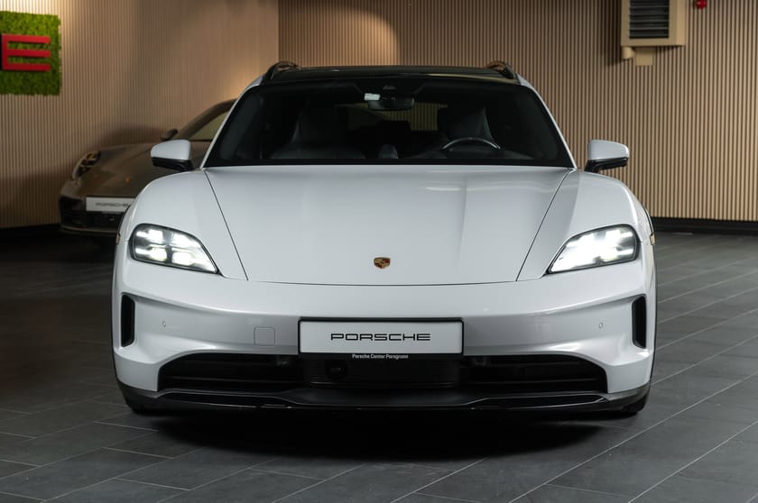 Bilde 2 av Porsche Taycan 4 Cross Turismo