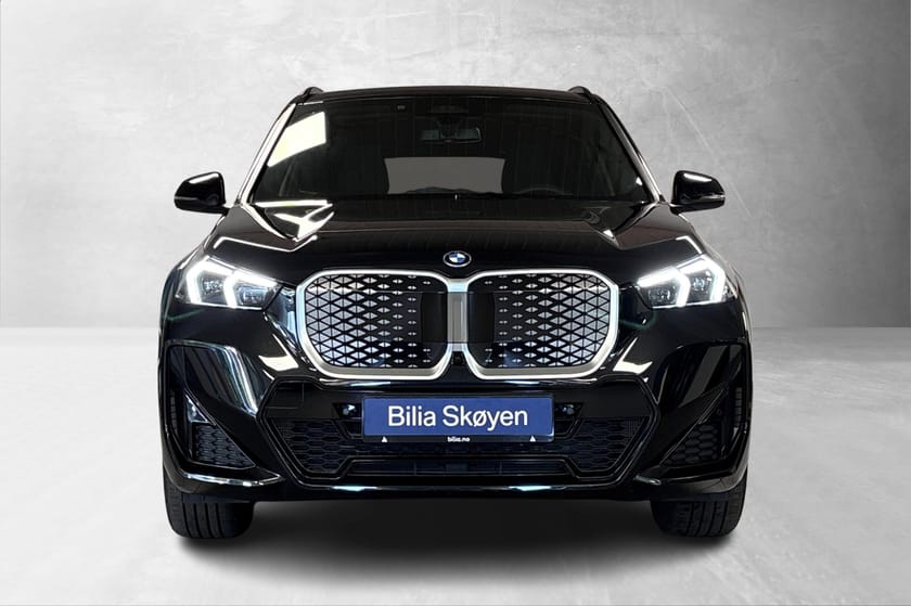 Bilde 2 av BMW iX1 xDrive30