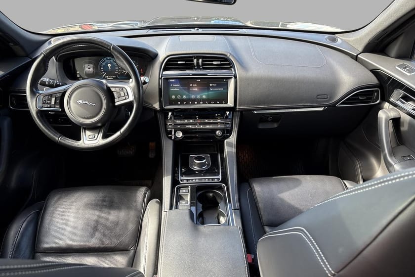 Bilde 5 av Jaguar F-Pace 25t AWD