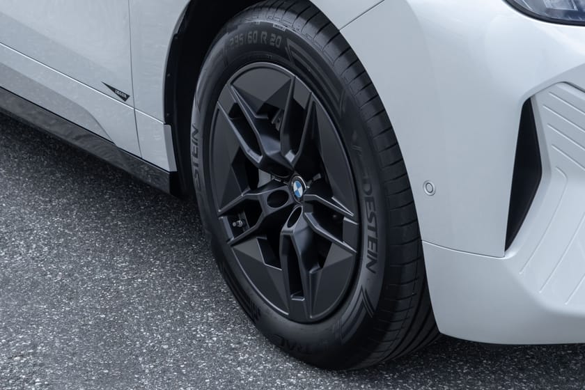 Bilde 3 av BMW iX xDrive60