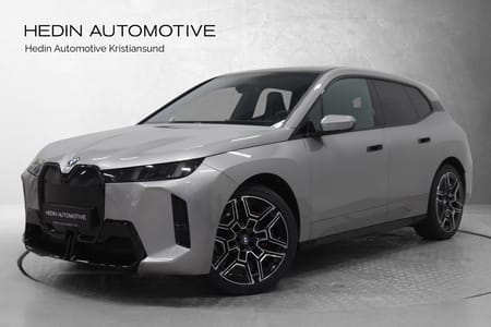 BMW iX xDrive60
