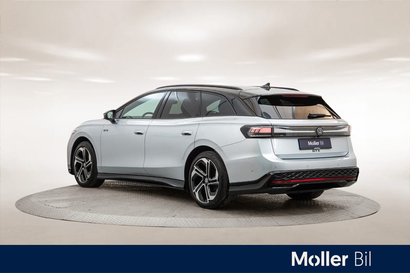 Bilde 3 av Volkswagen ID.7 GTX Tourer