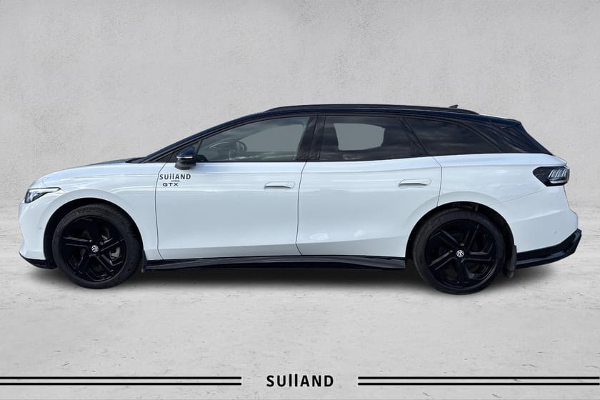 Bilde 2 av Volkswagen ID.7 GTX Tourer