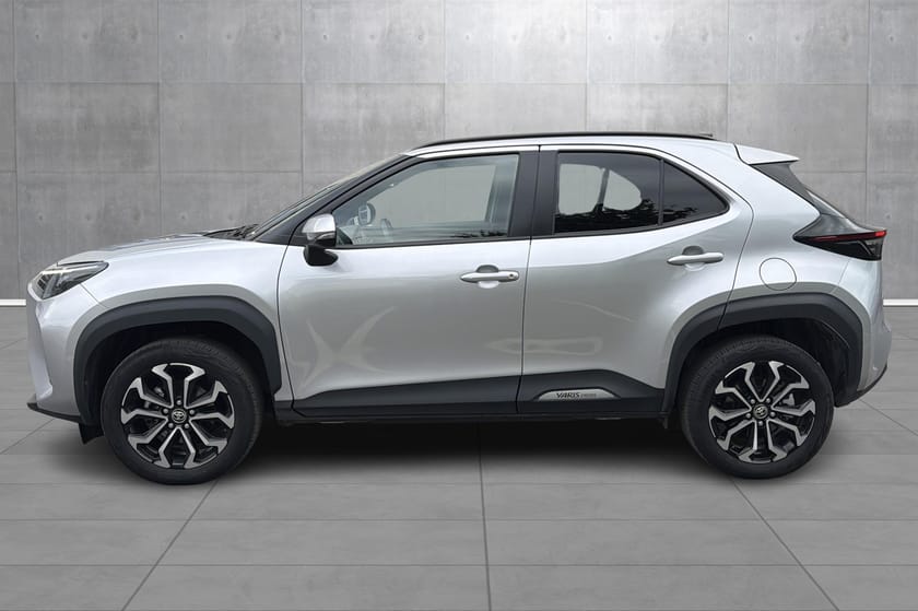 Bilde 2 av Toyota Yaris Cross Hybrid AWD-i