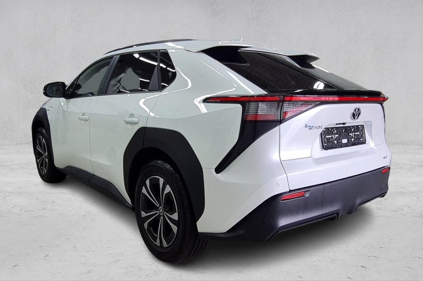 Bilde 3 av Toyota bZ4X